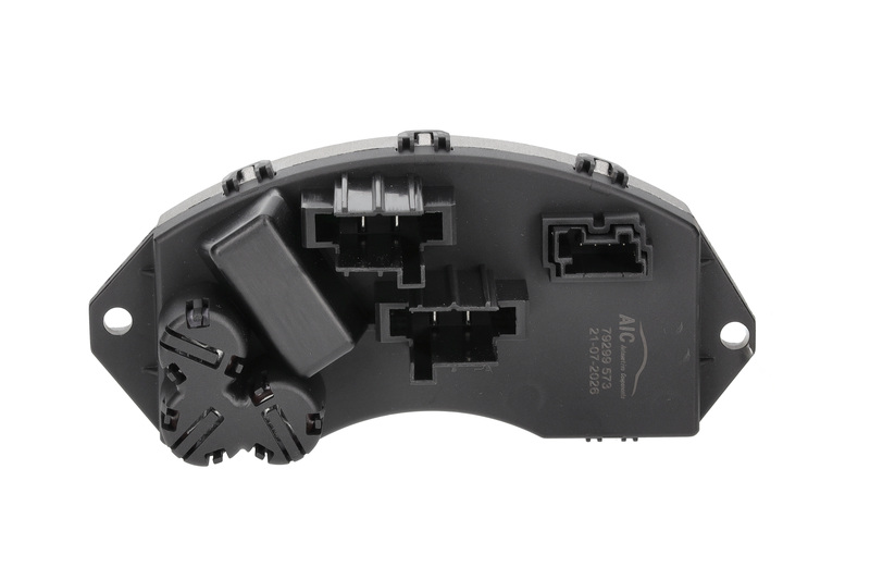 Regulator, interior blower
